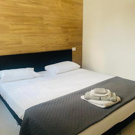Residenza Piazzetta San Michele-Loft Apartment Arezzo Bagian luar foto